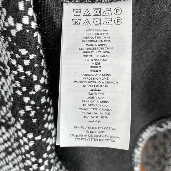 MICHAEL KORS ~ Jacquard V-Neck Long-Sleeve Top ~Black/White ~ NWT! - Picture 7 of 8